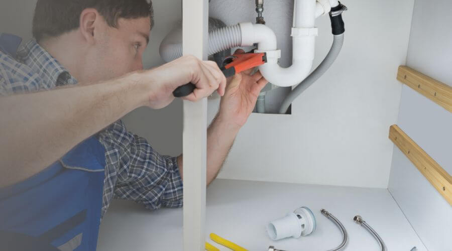 Expert burst pipe repair services in Blacklick, OH
